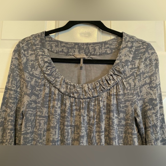 Womens Kristin Davis Dark Light Gray Abstract Print Blouse Tunic ¾ Sleeve Medium - Picture 4 of 5
